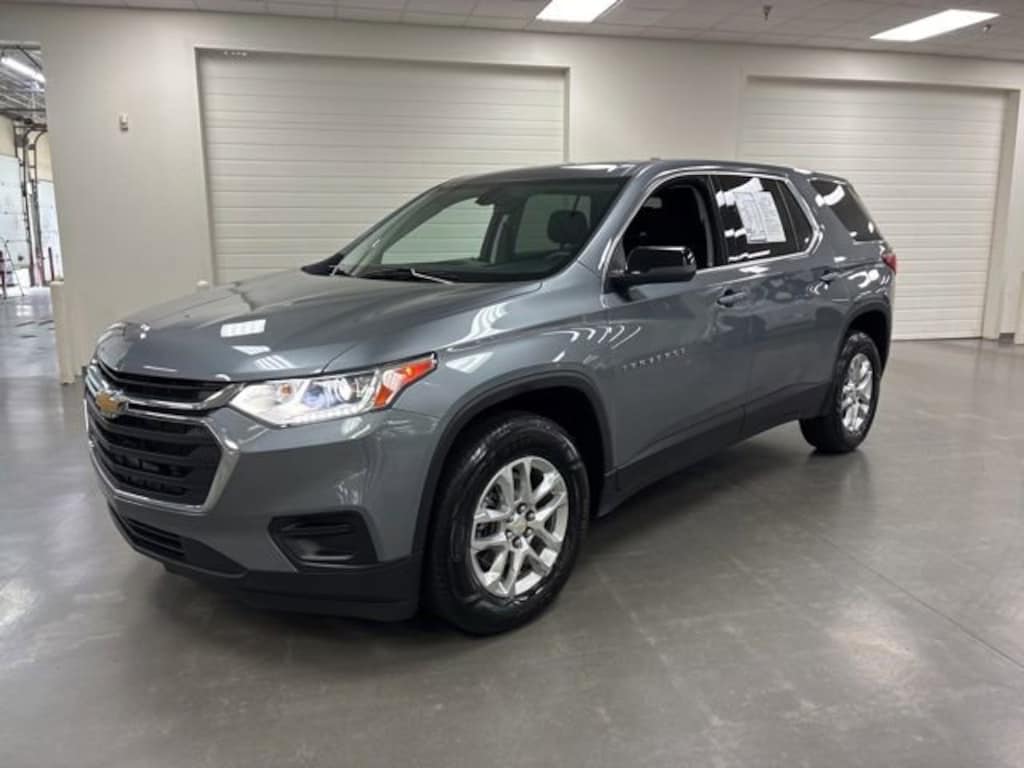 Used 2021 Chevrolet Traverse LS SUV