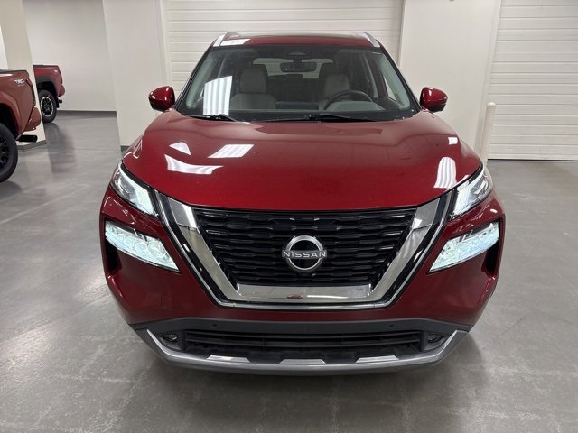 2022 Nissan Rogue SL photo 2