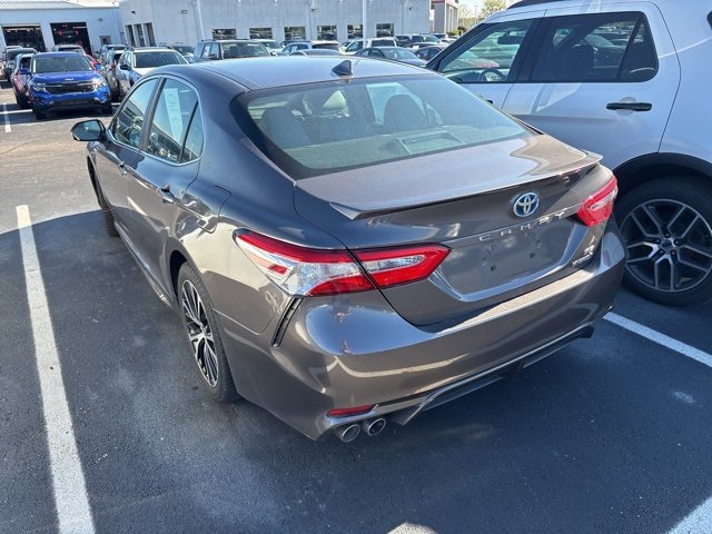 2020 Toyota Camry Hybrid SE photo 4