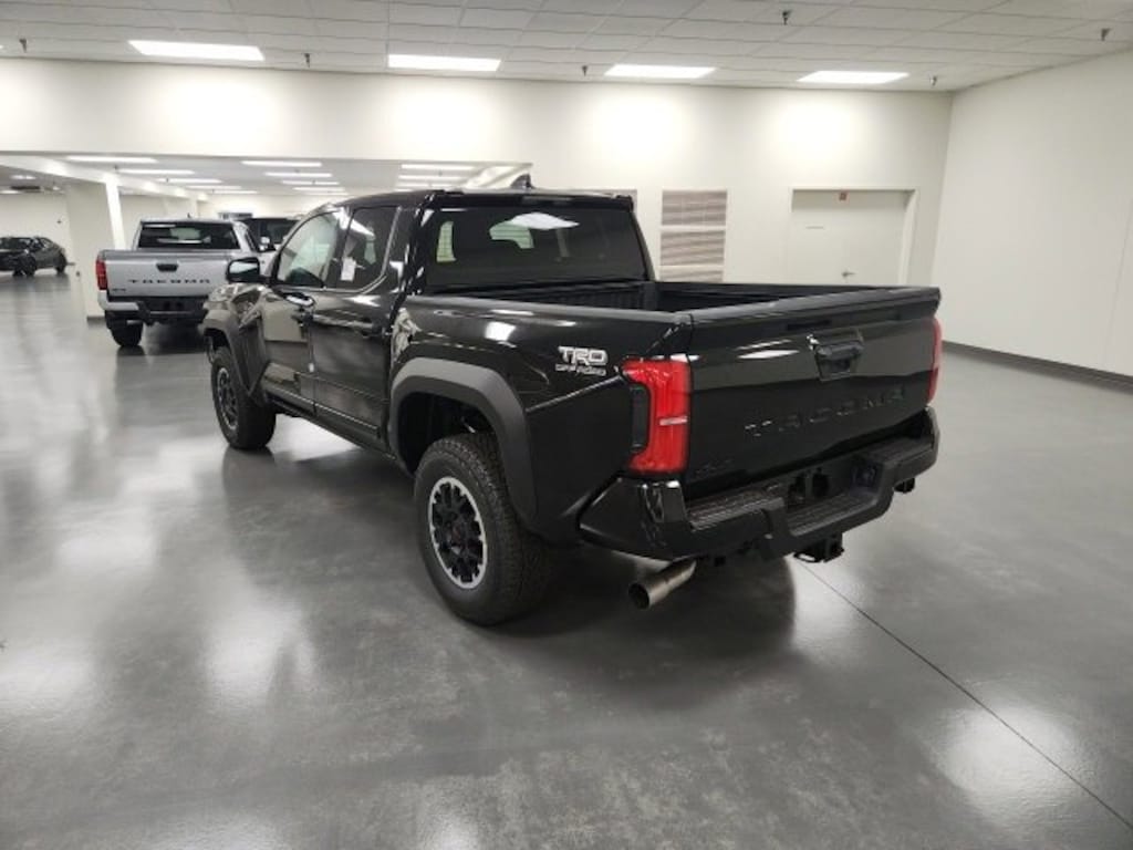 New 2025 Toyota Tacoma TRD Off-Road 4X4 DOUBLE CAB