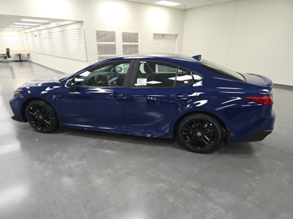 New 2026 Toyota Camry SE Sedan