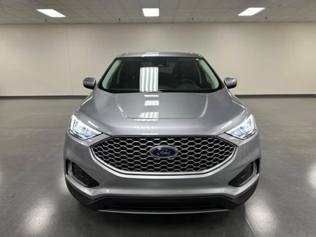 Used 2024 Ford Edge SEL SUV