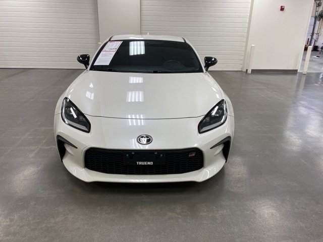 2023 Toyota GR86 Premium's photo