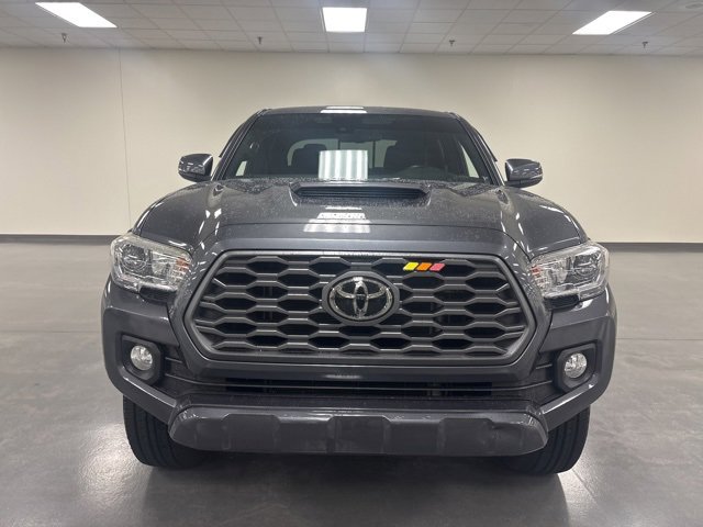 2021 Toyota Tacoma TRD Sport Double Cab photo 2