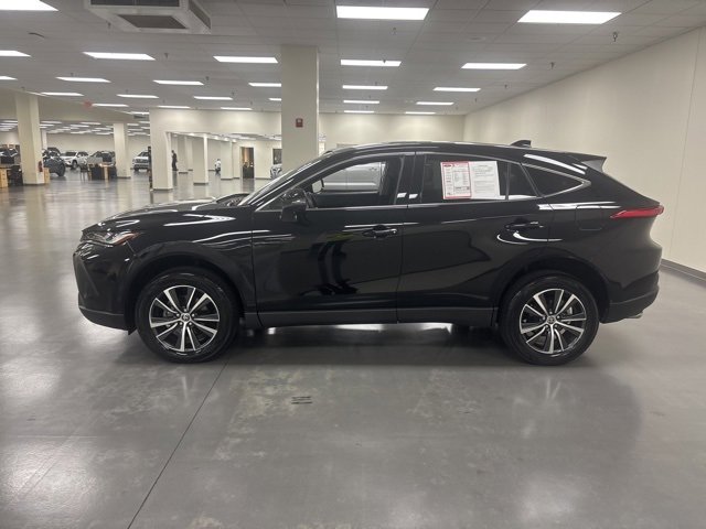 2023 Toyota Venza LE photo 4