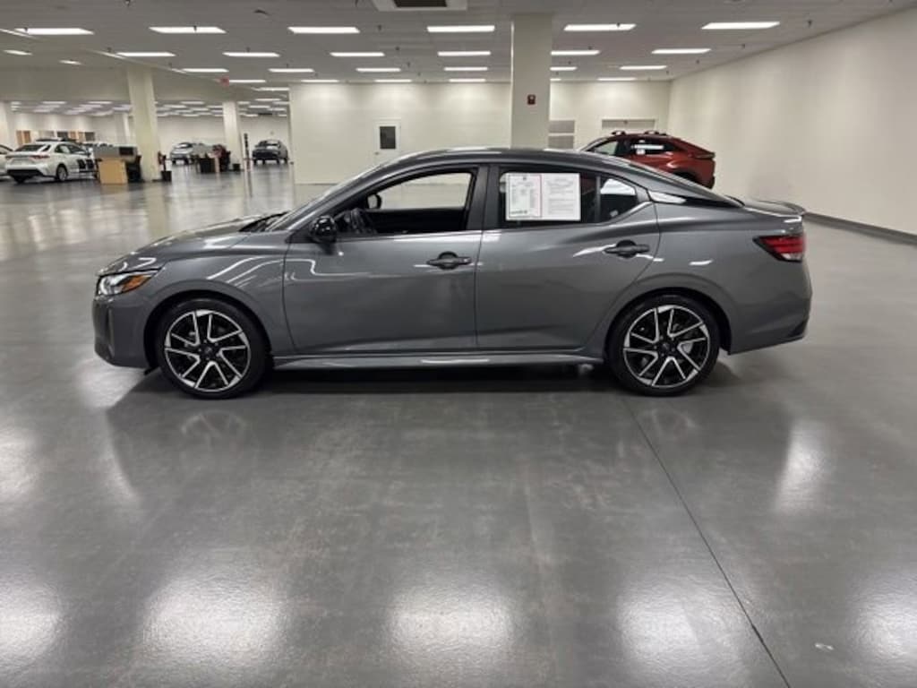 Used 2024 Nissan Sentra SR Sedan