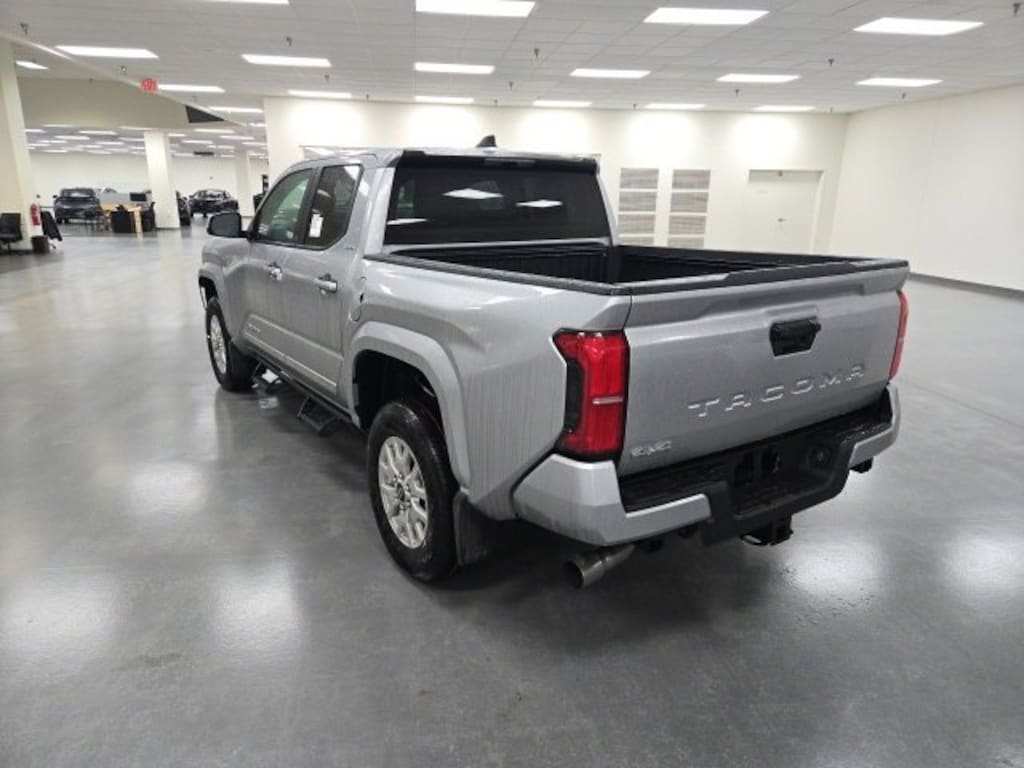 New 2026 Toyota Tacoma SR5 4X4 DOUBLE CAB