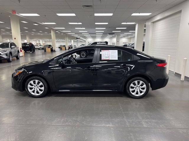 2024 Toyota Corolla LE photo 4