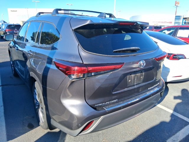 2020 Toyota Highlander Platinum photo 4