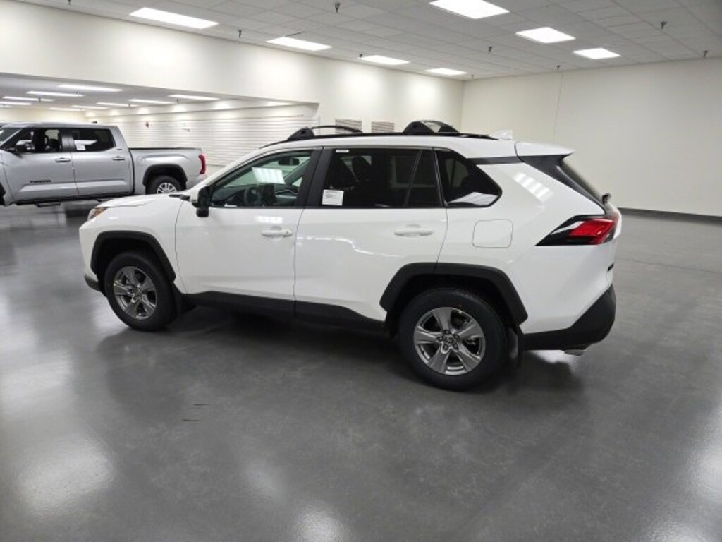 New 2025 Toyota RAV4 XLE XLE AWD SUV