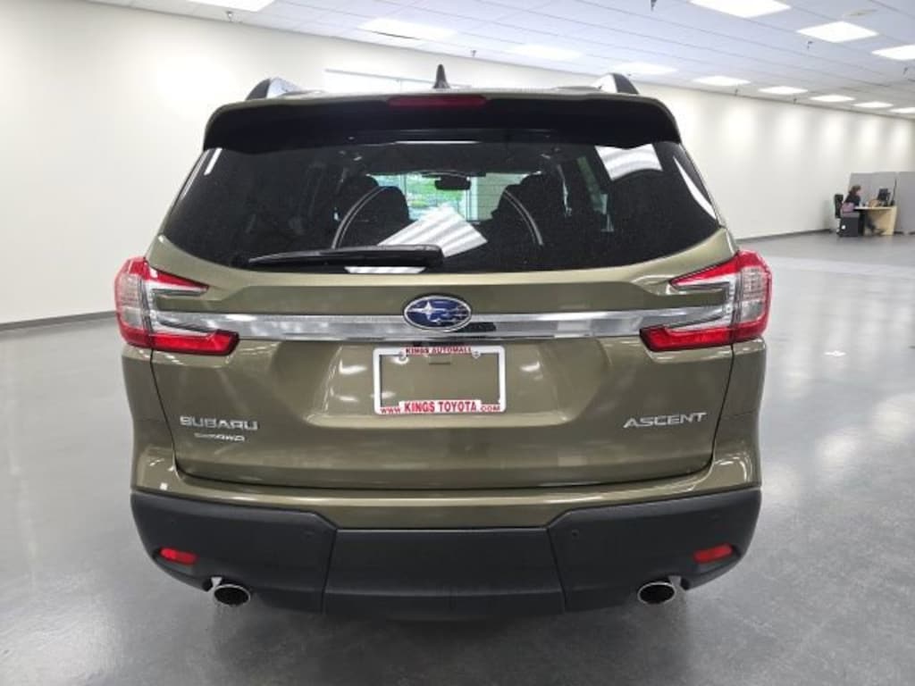 Used 2025 Subaru Ascent Premium SUV