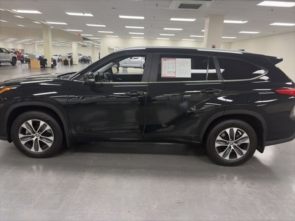 Certified 2023 Toyota Highlander L SUV