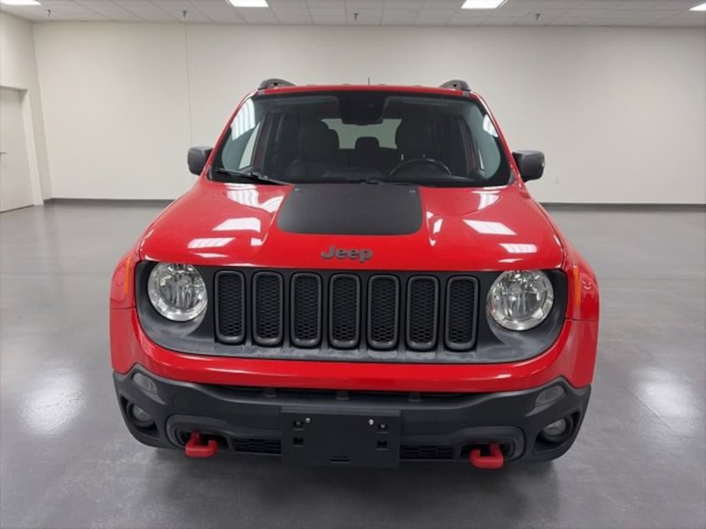 Used 2017 Jeep Renegade Trailhawk SUV