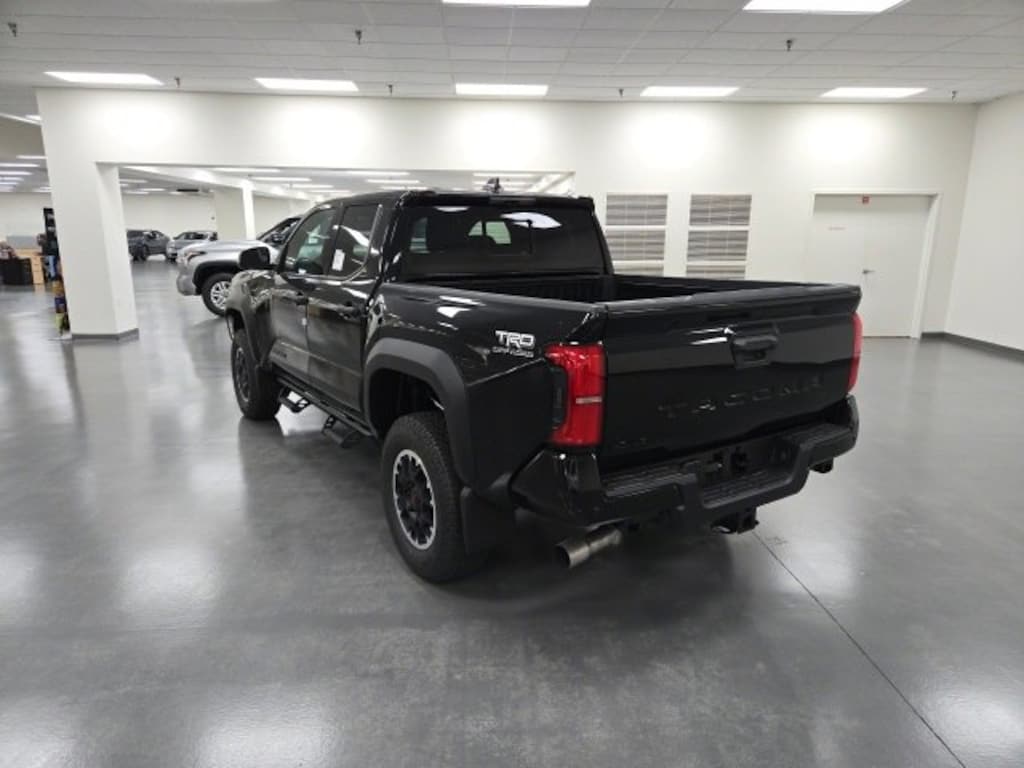 New 2025 Toyota Tacoma TRD Off-Road 4X4 DOUBLE CAB