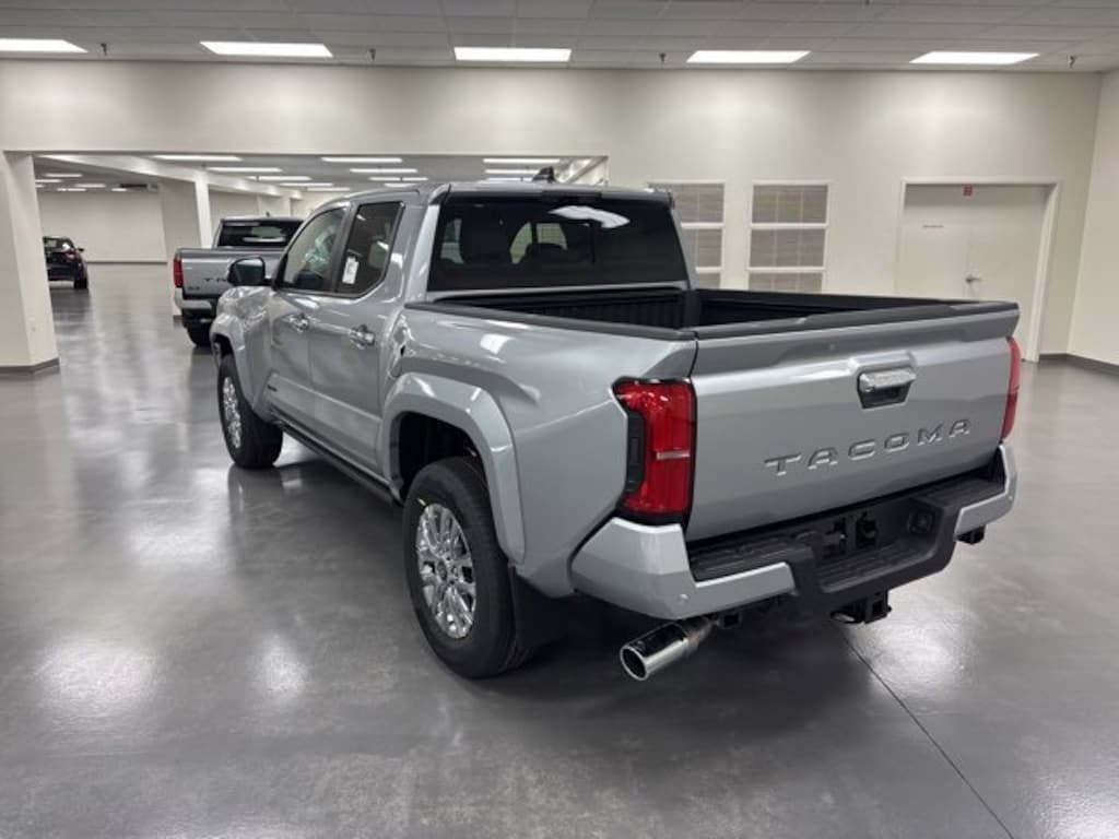 New 2025 Toyota Tacoma Limited 4X4 DOUBLE CAB