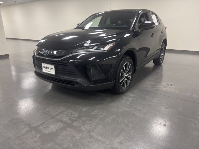 2023 Toyota Venza LE photo 3