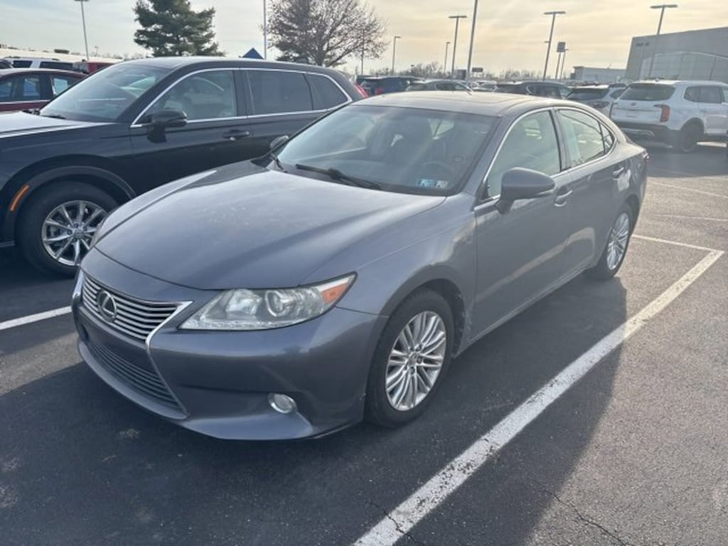 Used 2013 Lexus ES 350 4dr Sdn Sedan