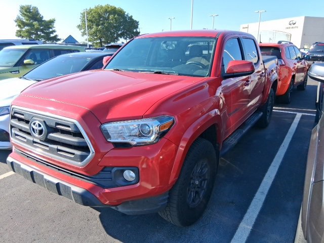 2017 Toyota Tacoma SR5 photo 3