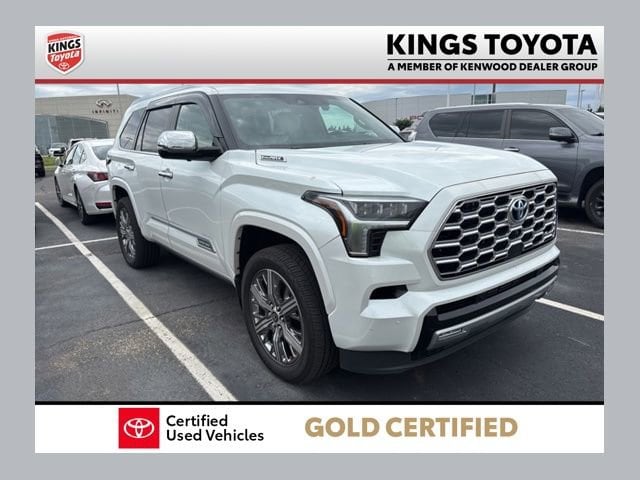 2024 Toyota Sequoia Capstone 4WD i-FORCE MAX Hybrid's photo