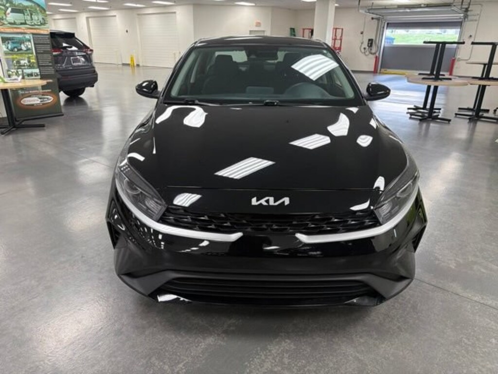 Used 2023 Kia Forte LXS Sedan