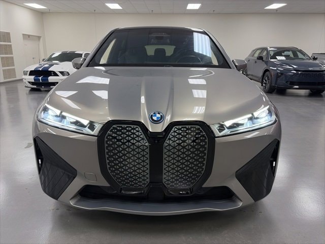 Used 2023 BMW iX Base with VIN WB523CF01PCM14076 for sale in Cincinnati, OH