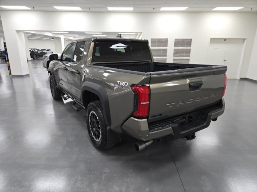 Used 2026 Toyota Tacoma TRD Off-Road Truck Double Cab