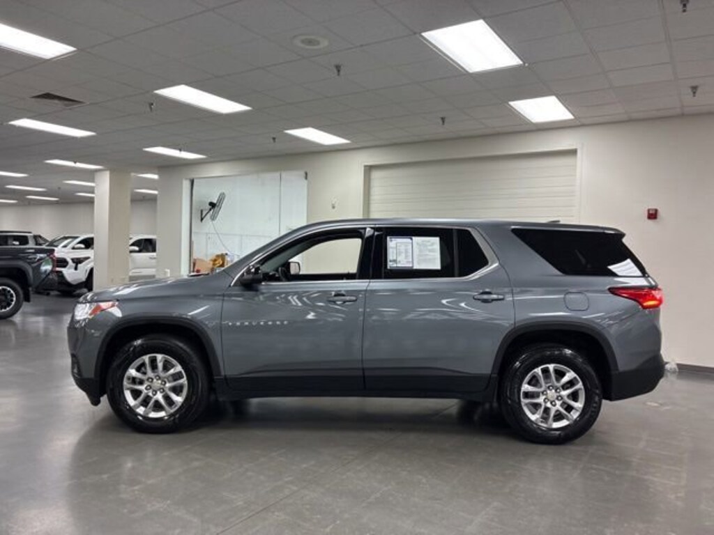 Used 2021 Chevrolet Traverse LS SUV