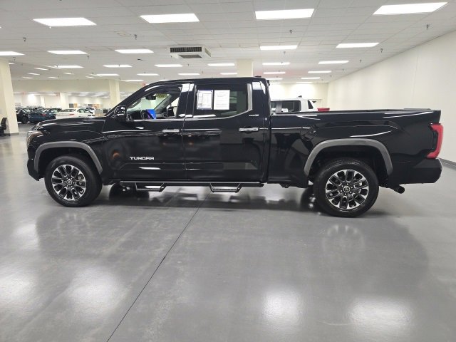 2022 Toyota Tundra Limited CrewMax photo 3