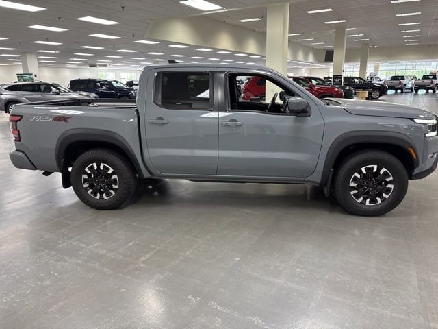 2023 Nissan Frontier PRO-4X - Photo 9