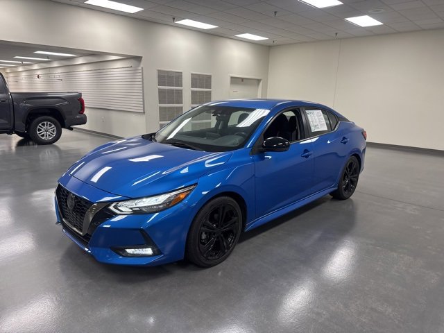 2023 Nissan Sentra SR photo 3