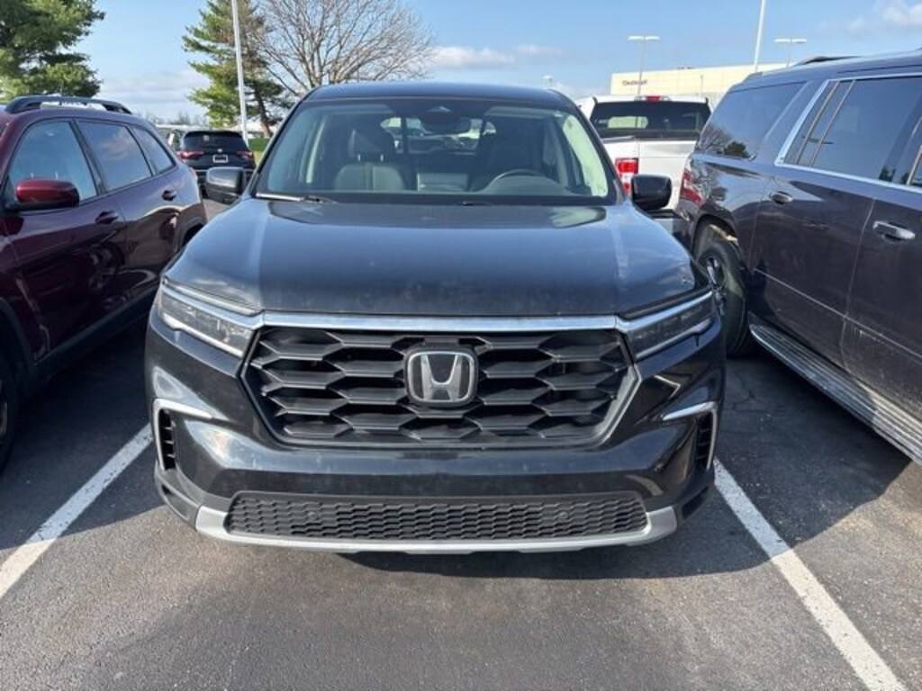 Used 2025 Honda Pilot EX-L SUV