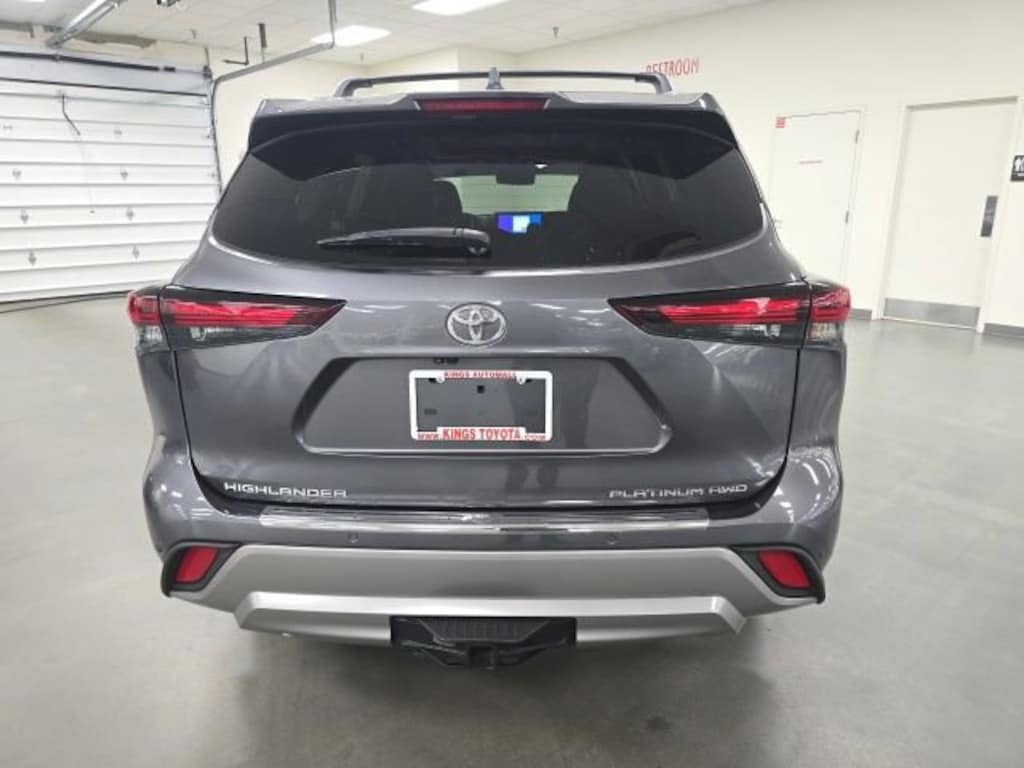 Certified 2024 Toyota Highlander Platinum SUV