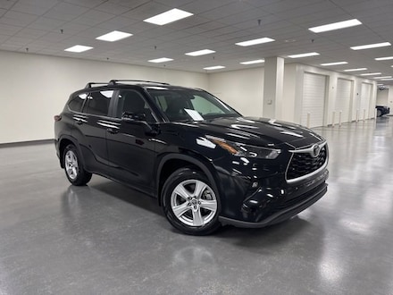 2024 Toyota Highlander LE SUV