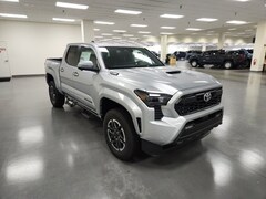 New 2025 Toyota Tacoma i-FORCE MAX TRD Sport 4X4 DOUBLE CAB HV Cincinnati, OH