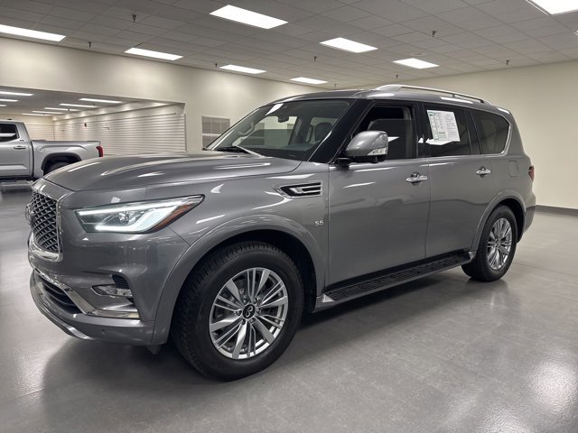 2020 Infiniti QX80 Luxe photo 2