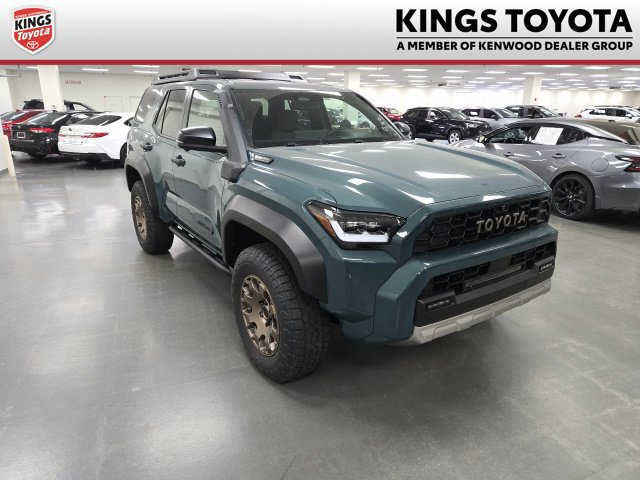 New 2026 Toyota 4Runner i-FORCE MAX Trailhunter SUV Cincinnati, OH