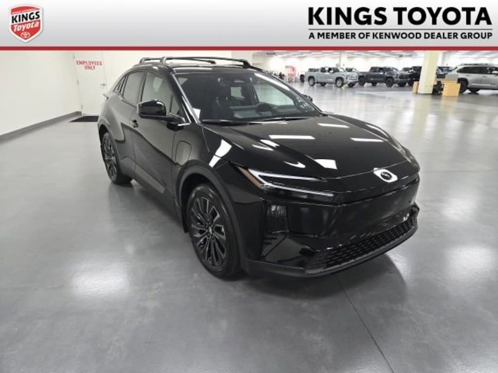 New 2026 Toyota C-HR XSE SUV