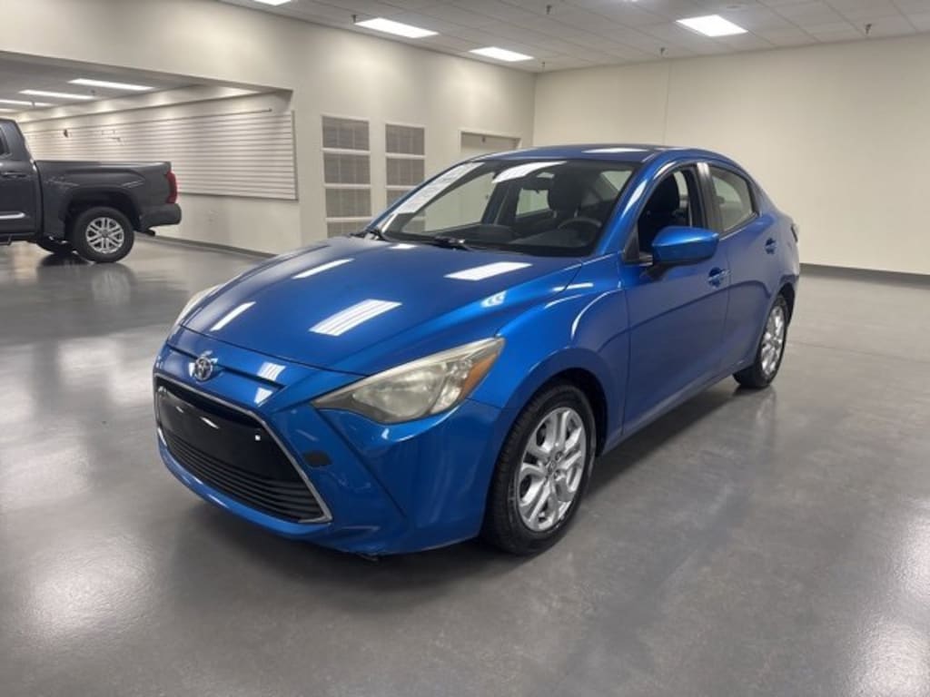 Used 2017 Toyota Yaris iA Base Sedan