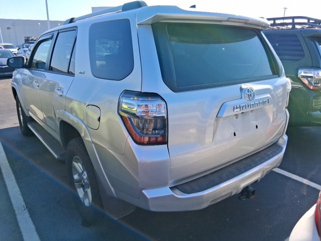 2023 Toyota 4Runner SR5 Premium photo 4