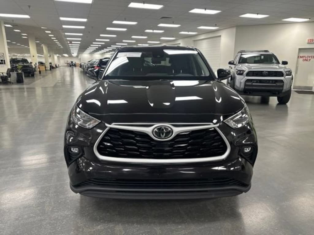 Certified 2020 Toyota Highlander LE SUV