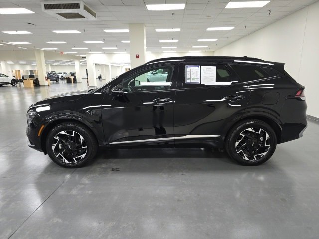 2024 Kia Sportage photo 3