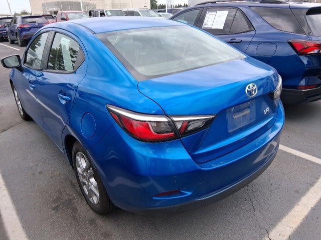 2017 Toyota Yaris iA Base photo 4
