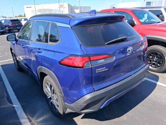 2022 Toyota Corolla Cross XLE photo 4