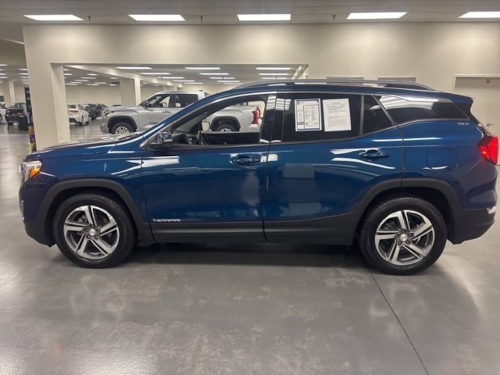 Used 2021 GMC Terrain SLT SUV