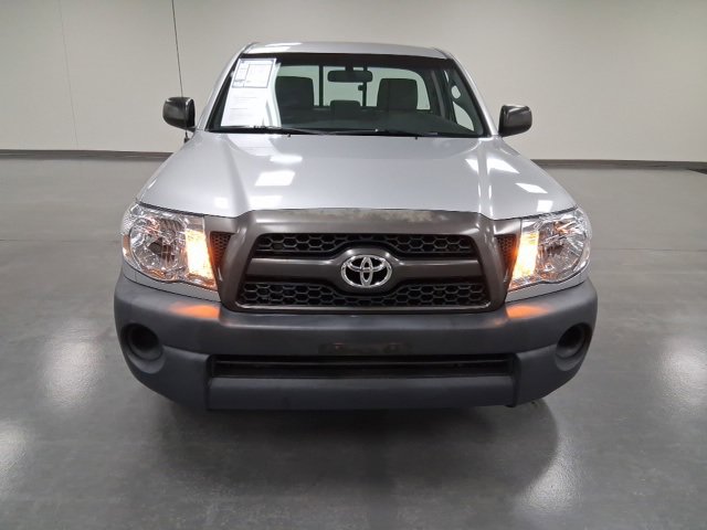 2011 Toyota Tacoma Base photo 2