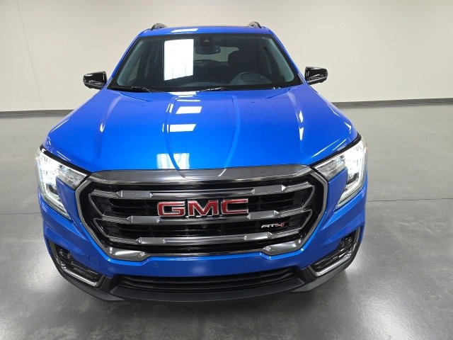 2024 Gmc Terrain AT4 photo 2