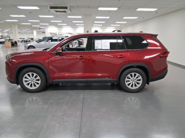 2024 Toyota Grand Highlander XLE photo 3