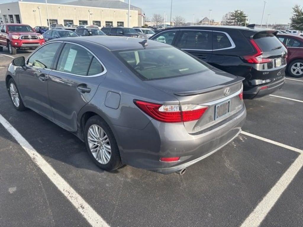 Used 2013 Lexus ES 350 4dr Sdn Sedan