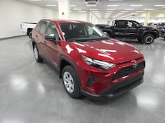 New 2025 Toyota RAV4 LE LE FWD SUV Cincinnati, OH