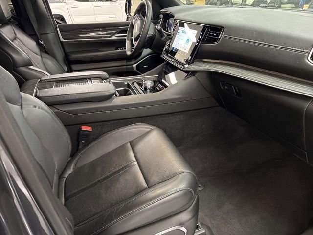 2022 Jeep Wagoneer Series II - Photo 9